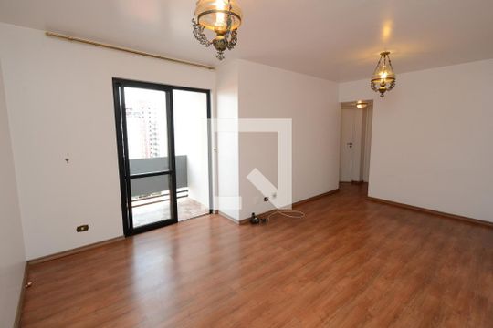 Apartamento para alugar com 3 quartos, 71m² em Jardim Luanda, São Paulo