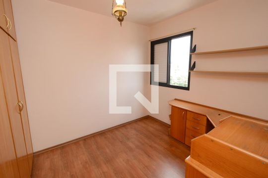 Quarto 2 de apartamento para alugar com 3 quartos, 71m² em Jardim Luanda, São Paulo