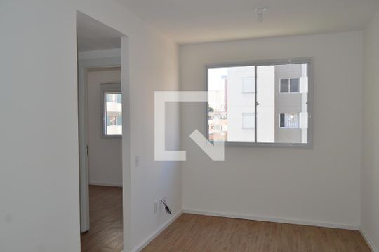 Apartamento à venda com 2 quartos, 45m² em Cambuci, São Paulo