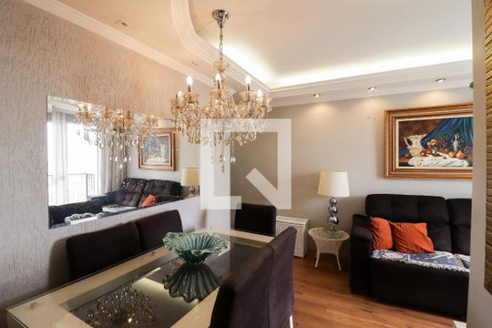 Sala de apartamento para alugar com 3 quartos, 83m² em Vila Amélia, São Paulo