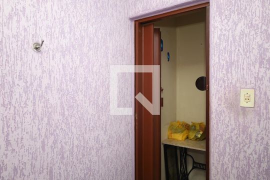 Banheiro 2 de casa à venda com 2 quartos, 200m² em Parada Xv de Novembro, São Paulo