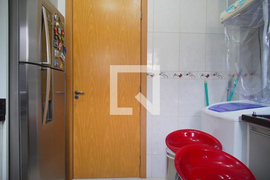 Cozinha de apartamento à venda com 2 quartos, 51m² em Industrial, Novo Hamburgo