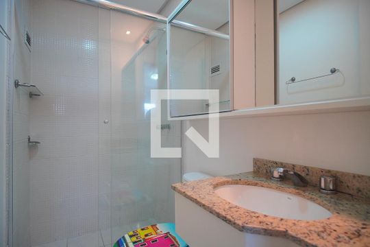Banheiro da Suíte de apartamento para alugar com 2 quartos, 70m² em Mauá, Novo Hamburgo