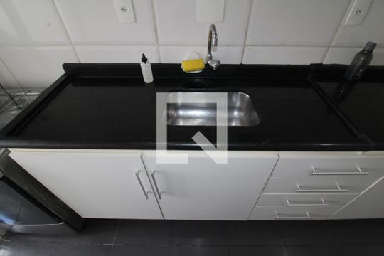 Cozinha de apartamento para alugar com 3 quartos, 56m² em Casa Verde Média, São Paulo