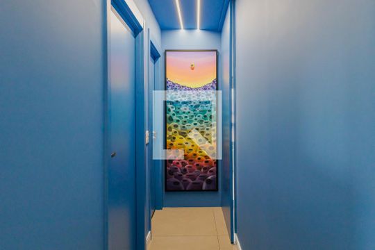 Corredor de apartamento à venda com 2 quartos, 76m² em Vila Anglo Brasileira, São Paulo