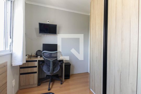 Quarto 2 de apartamento à venda com 2 quartos, 42m² em Vila Carmosina, São Paulo