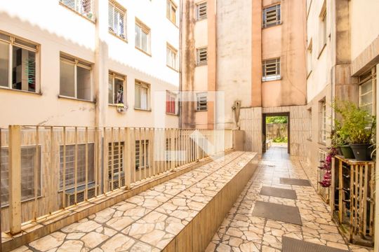 Área comum de apartamento para alugar com 2 quartos, 52m² em Santa Maria, Osasco