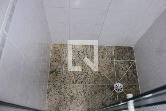 Banheiro 1 de apartamento à venda com 2 quartos, 70m² em Vila Rosalia, Guarulhos