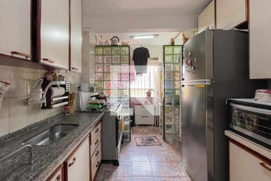 Cozinha de apartamento à venda com 2 quartos, 70m² em Parque Sao Diogo, São Bernardo do Campo