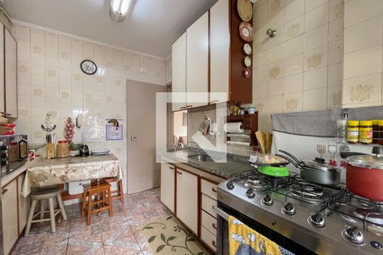Cozinha de apartamento à venda com 2 quartos, 70m² em Parque Sao Diogo, São Bernardo do Campo