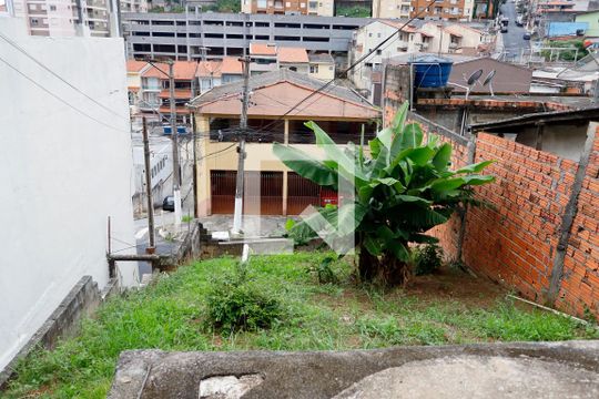 Área comum de casa à venda com 2 quartos, 70m² em São Pedro, Osasco
