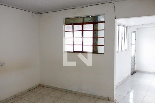 Sala de casa à venda com 2 quartos, 70m² em São Pedro, Osasco