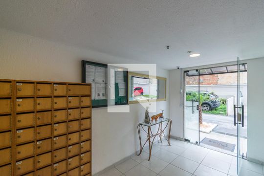Área comum - Hall da entrada de apartamento para alugar com 2 quartos, 47m² em Vaz Lobo, Rio de Janeiro