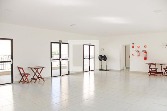 Área comum de apartamento para alugar com 2 quartos, 53m² em Dos Ortizes, Valinhos