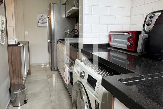 Área de Serviço de apartamento para alugar com 2 quartos, 54m² em Jardim Belval, Barueri