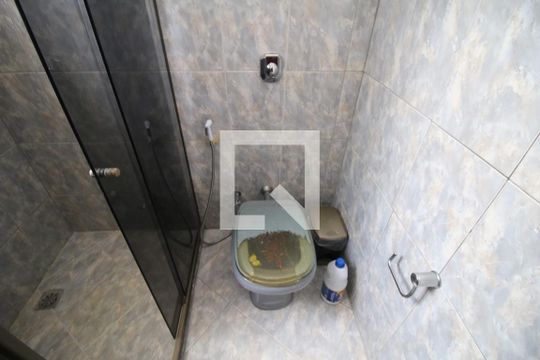 Banheiro Social de casa à venda com 4 quartos, 50m² em Vila Kosmos, Rio de Janeiro