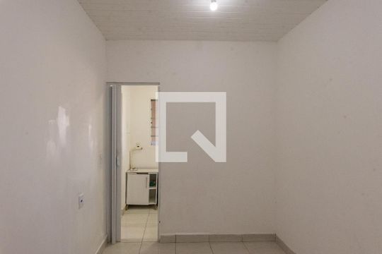 Quarto de casa para alugar com 1 quarto, 40m² em Vila Georgina, Campinas