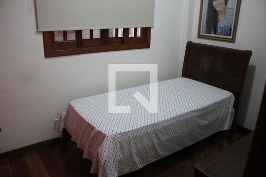 Quarto 1 de casa à venda com 3 quartos, 180m² em Jk, Contagem