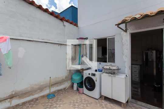 Área de Serviço de casa à venda com 3 quartos, 180m² em Planalto, Belo Horizonte