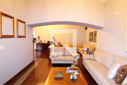Sala de casa à venda com 4 quartos, 500m² em Barro Branco (zona Norte), São Paulo