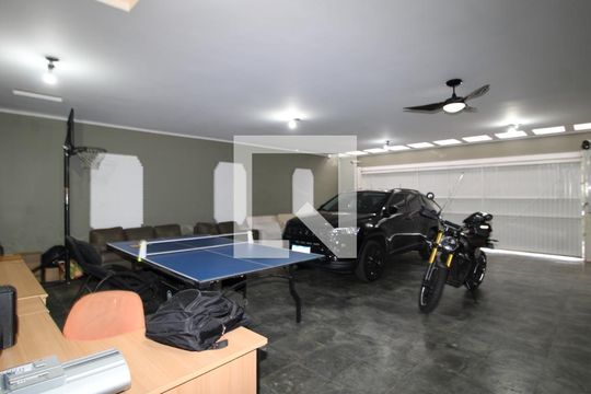 Garagem de casa à venda com 4 quartos, 500m² em Barro Branco (zona Norte), São Paulo