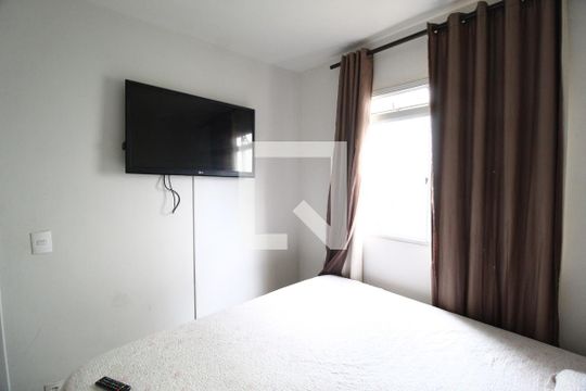 Quarto 2 de apartamento para alugar com 2 quartos, 45m² em Shopping Park, Uberlândia