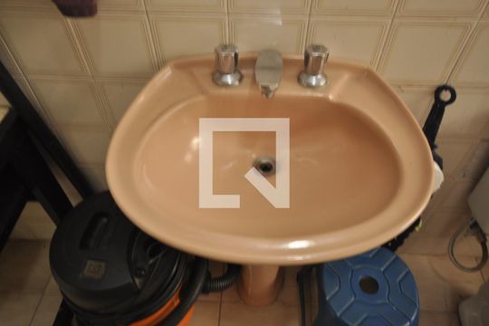 Banheiro Social de casa à venda com 3 quartos, 312m² em Vila Nova Carolina, São Paulo