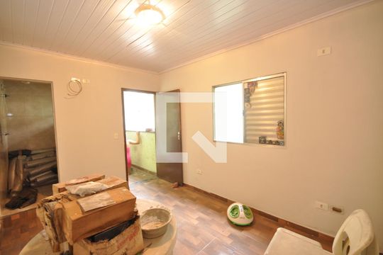 Quarto de Serviço de casa à venda com 3 quartos, 312m² em Vila Nova Carolina, São Paulo