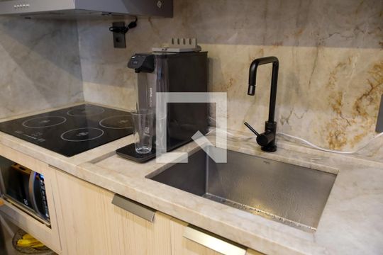 Cozinha de apartamento à venda com 1 quarto, 32m² em Centro, Osasco