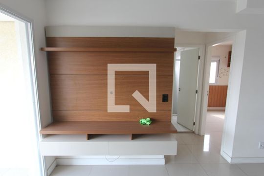 Sala de apartamento para alugar com 2 quartos, 59m² em Vila Ema, São Paulo