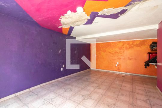 Garagem de casa para alugar com 3 quartos, 192m² em Santana, São Paulo