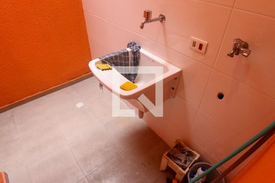 Área de Serviço de casa de condomínio para alugar com 3 quartos, 80m² em Vila Bela, São Paulo