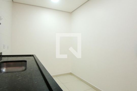 Cozinha de casa de condomínio para alugar com 3 quartos, 80m² em Vila Bela, São Paulo