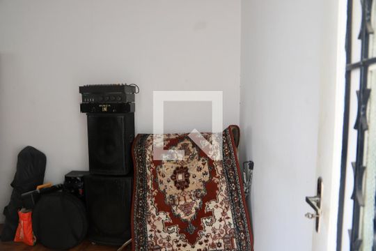 Edícula  de casa à venda com 3 quartos, 320m² em Mirandópolis, São Paulo