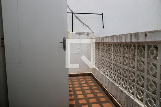 Quarto de Serviço de casa à venda com 3 quartos, 320m² em Mirandópolis, São Paulo