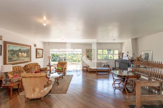 Casa à venda com 3 quartos, 400m² em Jardim dos Estados, São Paulo