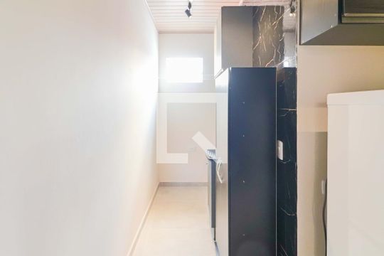 Área de Serviço de kitnet/studio para alugar com 1 quarto, 25m² em Jardim Ivana, São Paulo