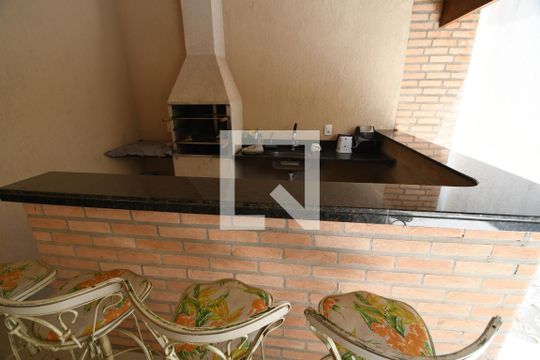 Churrasqueira de casa à venda com 4 quartos, 300m² em Parque Taquaral, Campinas