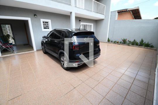 Garagem de casa à venda com 4 quartos, 300m² em Parque Taquaral, Campinas