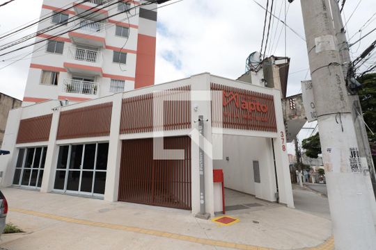 Fachada de apartamento à venda com 2 quartos, 33m² em Chácara Seis de Outubro, São Paulo