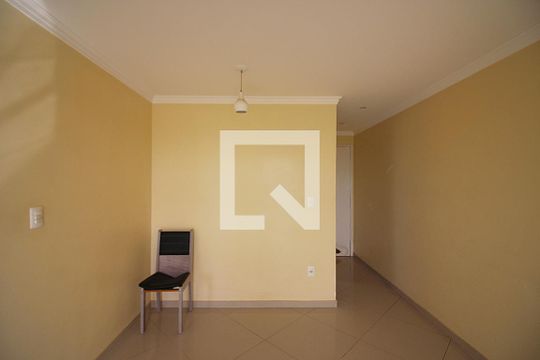 Sala  de apartamento à venda com 2 quartos, 72m² em Jardim das Quatro Marias, São Bernardo do Campo