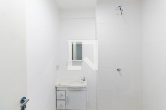 Banheiro de apartamento para alugar com 2 quartos, 35m² em Itaquera, São Paulo