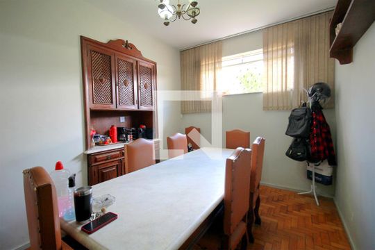 Sala de Jantar de casa à venda com 7 quartos, 250m² em Prado, Belo Horizonte