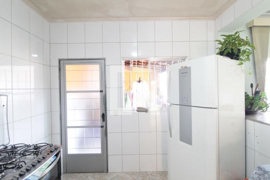 Cozinha de casa à venda com 6 quartos, 358m² em São João Batista, Belo Horizonte