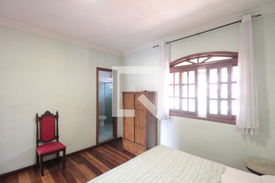 Suite de casa à venda com 6 quartos, 358m² em São João Batista, Belo Horizonte
