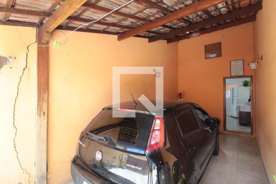 Garagem de casa à venda com 6 quartos, 358m² em São João Batista, Belo Horizonte