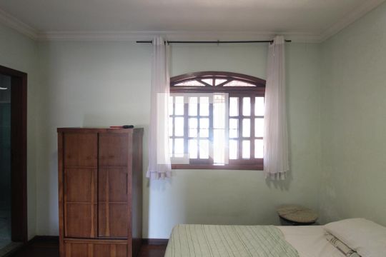 Suite de casa à venda com 6 quartos, 358m² em São João Batista, Belo Horizonte