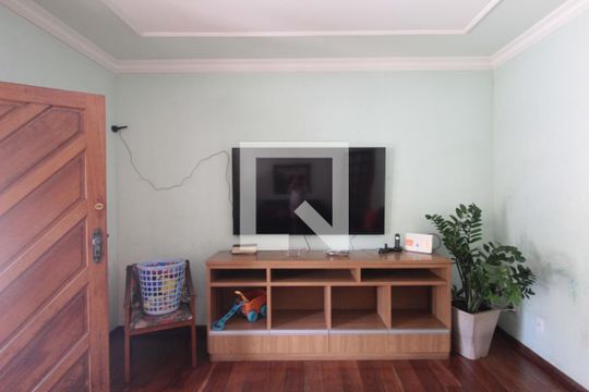 Sala de casa à venda com 6 quartos, 358m² em São João Batista, Belo Horizonte