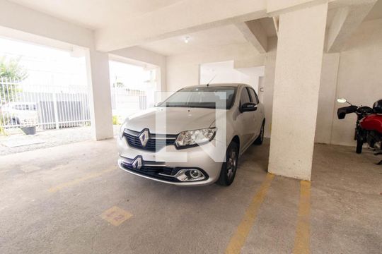 Garagem de apartamento para alugar com 2 quartos, 65m² em Braga, São José dos Pinhais