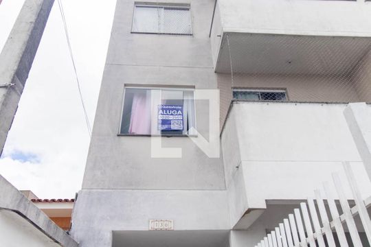 Plaquinha de apartamento para alugar com 2 quartos, 65m² em Braga, São José dos Pinhais